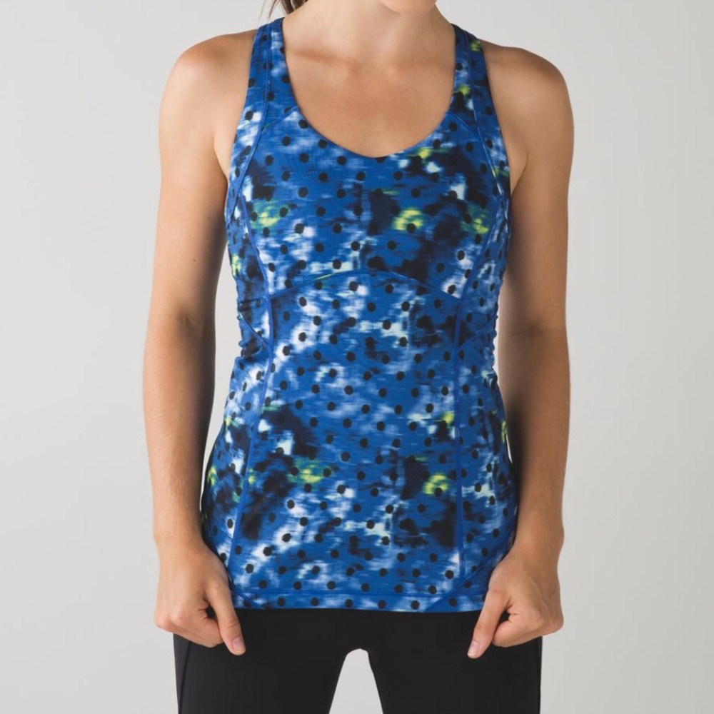 Lululemon blue and black dot tank